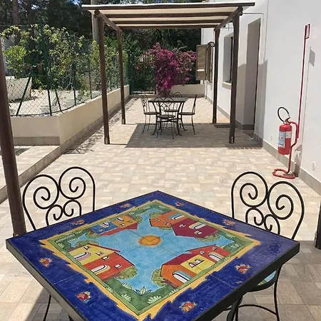 L'oasi Pineta Sul Mare Bed & Breakfast 4*