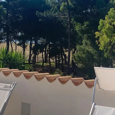 L'oasi Pineta Sul Mare Bed & Breakfast 4*