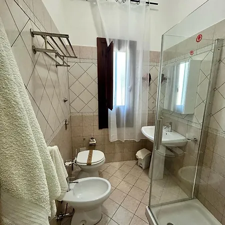 L'oasi Pineta Sul Mare Bed & Breakfast 4*